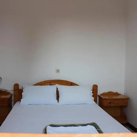 Nikos Seaside Lägenhet *