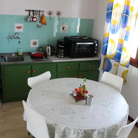 Nikos Seaside * Litheres