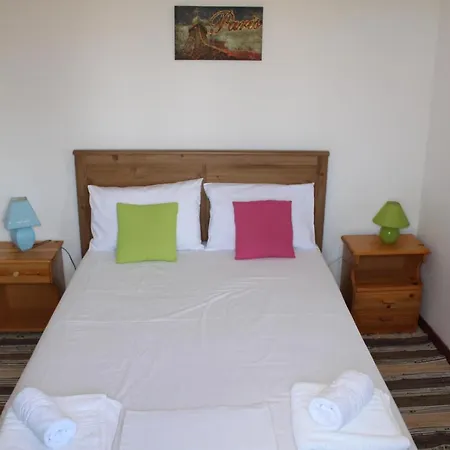 Nikos Seaside Litheres